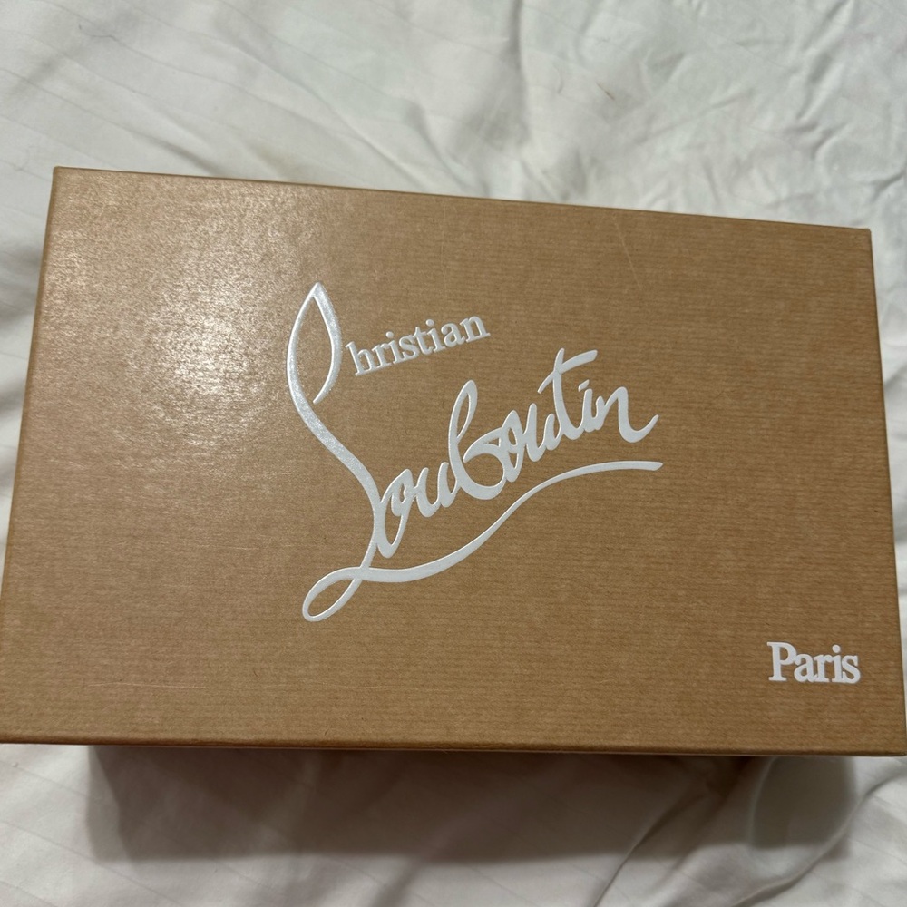 Christian Louboutin Pigalle Follies 55 patent black Size 38 (8 us)
